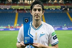 مهاجم منتخب ايران "سردار آزمون" يفوز بجائزة  هداف الدوري الروسي