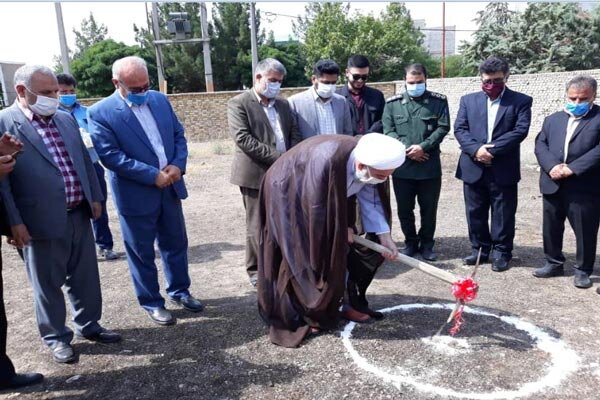 کلنگ احداث ساختمان بنیاد شهید  محمدیه به زمین زده شد