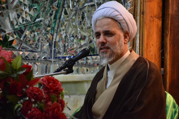 ملت ایران در دوران دفاع مقدس پرده از چهره تزویر جهانخواران برداشت