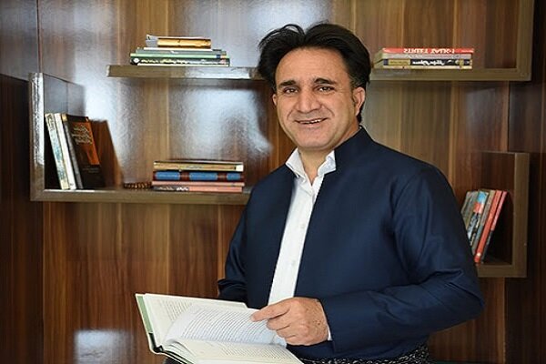 کتێبی "ڕیەگەی کاوە" نوێترین بەرهەمی جەلیل ئاهەنگەرنژاد بڵاو دەبێتەوە