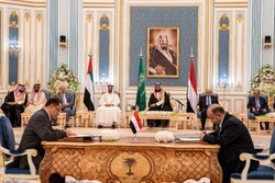توافق دولت مستعفی یمن و شورای انتقالی جنوب برسر تشکیل کابینه جدید