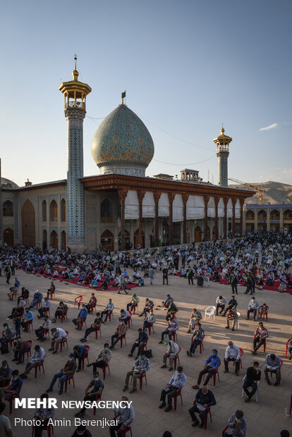 دعای عرفه در حرم مطهر شاهچراغ(ع) شیراز