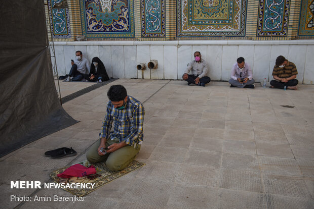 دعای عرفه در حرم مطهر شاهچراغ(ع) شیراز