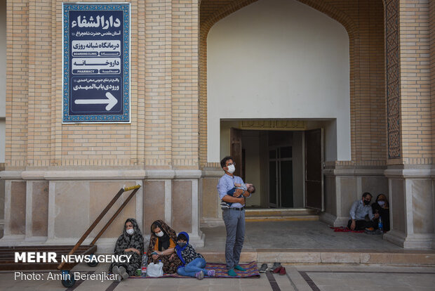 دعای عرفه در حرم مطهر شاهچراغ(ع) شیراز