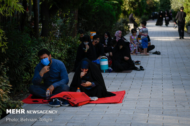 مراسم دعای عرفه در گلزار شهدای تهران