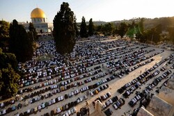 100K Palestinians perform Eid prayers in Al-Aqsa mosque