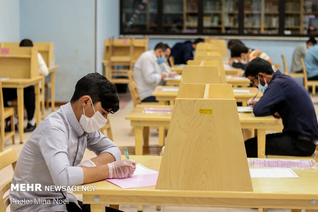 آزمون اعطای مدرک تخصصی به حافظان قرآن در تبریز