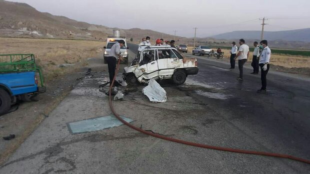 مرگ دختر ۱۲ ساله در تصادف محور اصفهان - دلیجان