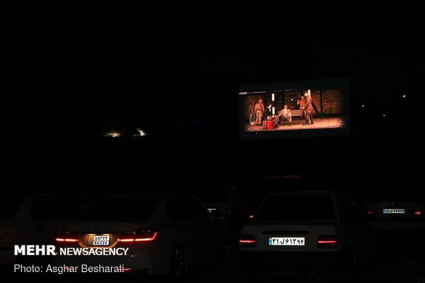 راه اندازی نخستین اتو سینما در جزیره قشم