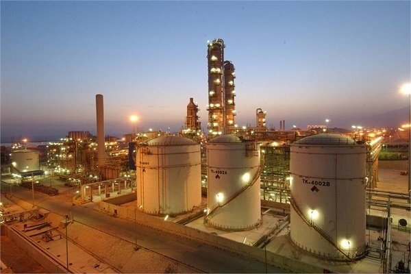 Iran’s petchem production capacity to increase by 4mn tons  