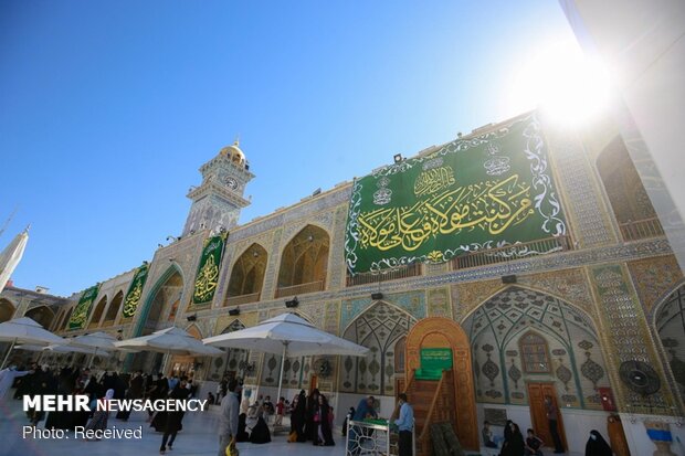 آذین بندی صحن مطهر علوی در آستانه فرا رسیدن عید غدیر