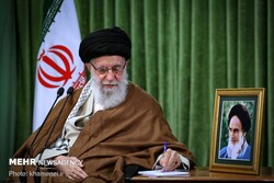 Leader condoles demise of Ayatollah Taskhiri