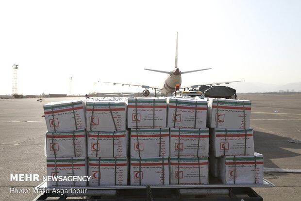 ارسال بیش از ۶۰ تن کمک‌های بشردوستانه به کشور افغانستان
