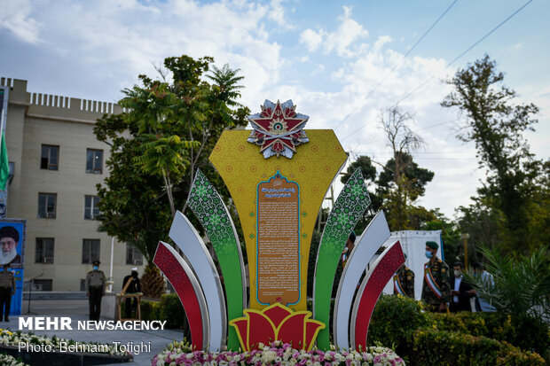 رونمایی از نشان «فداکاری» ارتش