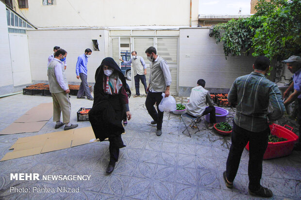 نذر میوه در عید غدیر - شهرکرد