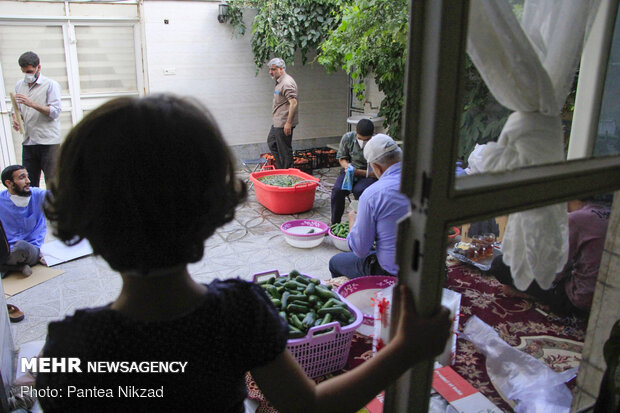 نذر میوه در عید غدیر - شهرکرد