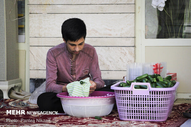 نذر میوه در عید غدیر - شهرکرد