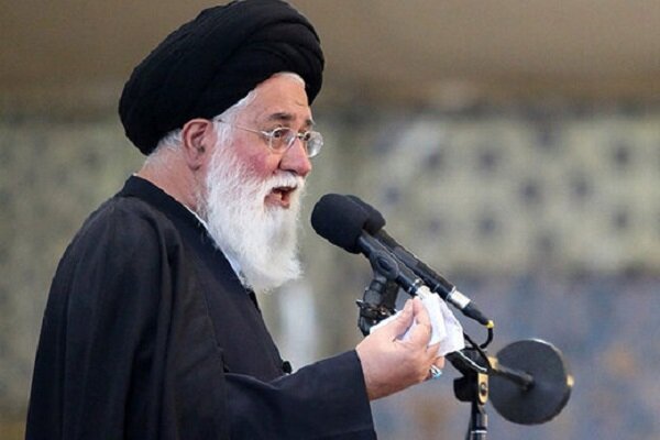 آئین خطبه‌خوانی غدیر در حرم مطهر رضوی برگزار شد