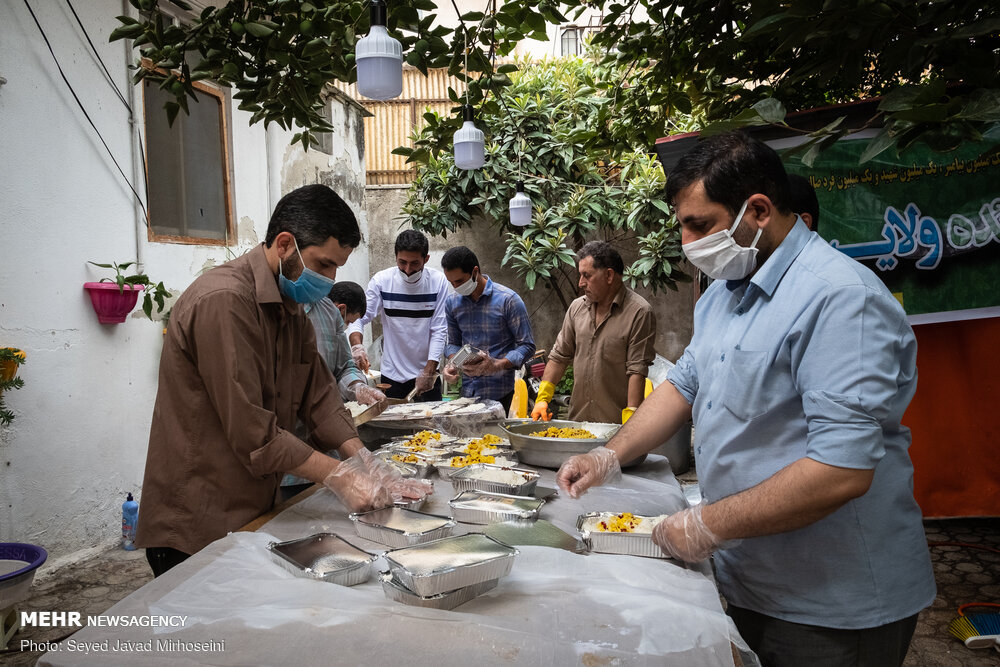 توزیع ۱۱۰ هزار پرس غذا به مناسبت عید غدیر در دانشگاه خوراسگان