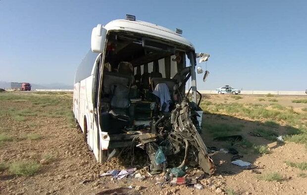 تصادف مرگبار اتوبوس در آزادراه کرج - قزوین