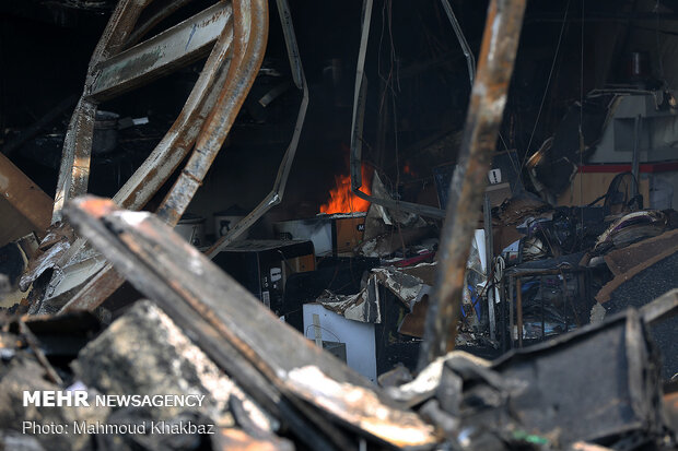 آتش‌سوزی در کرج ۲ کشته و یک مصدوم برجای گذاشت