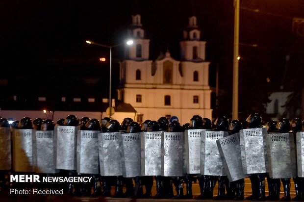 درگیری پلیس بلاروس با معترضان به نتیجه انتخابات
