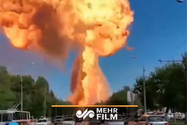 لحظه انفجار جایگاه سوخت در شهر ولگوگراد روسیه