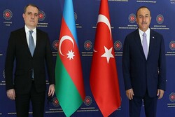 Çavuşoğlu, Bayramov ile ateşkesi görüştü
