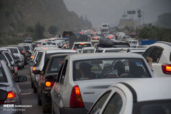 ترافیک نیمه سنگین در جاده هراز/ محورهای استان اردبیل بارانی است