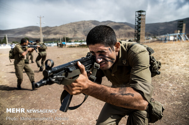 Training course of Iran Naval commandos
