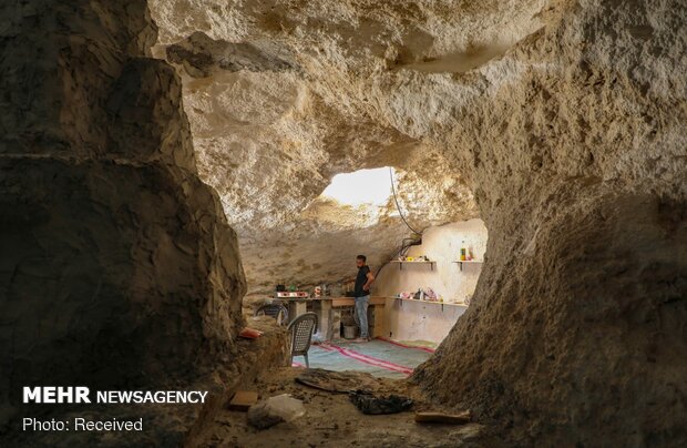 زندگی خانواده فلسطینی در غار