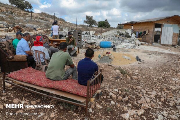 زندگی خانواده فلسطینی در غار