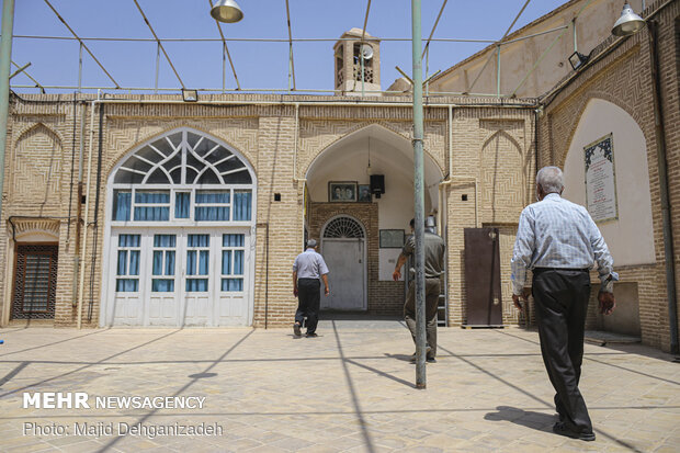 مسجد فُرط،قدمگاه امام رضا (ع) در استان یزد