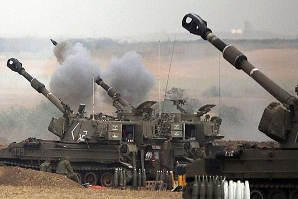 غزة تتعرّض للقصف المدفعي