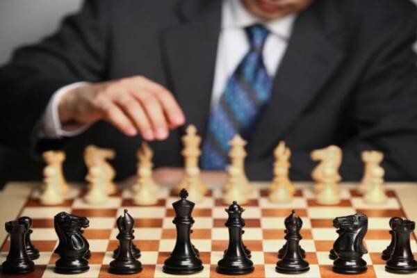تیرِ نایب رئیس «انگلیسی» به سنگ خورد/ تعلیق شطرنج ایران منتفی شد
