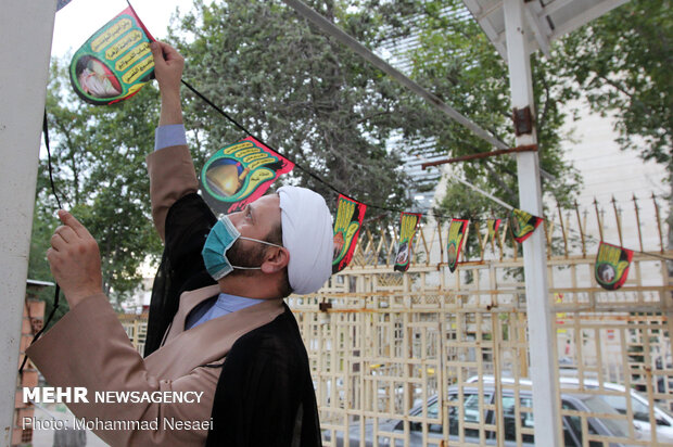 سیاه پوش کردن محوطه بیمارستان 5 آذر گرگان