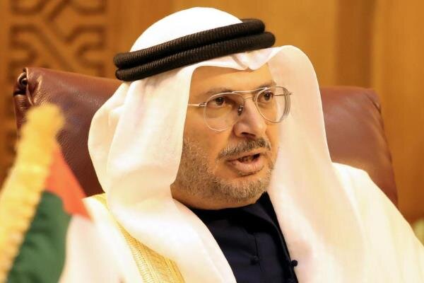 انور قرقاش: امارات متحده عربی سفارت خود را در تل آویو می گشاید