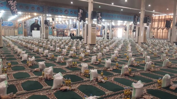 ۲۵۰۰ سبد معیشتی در طرح شمیم حسینی در بوشهر توزیع ‌می‌شود