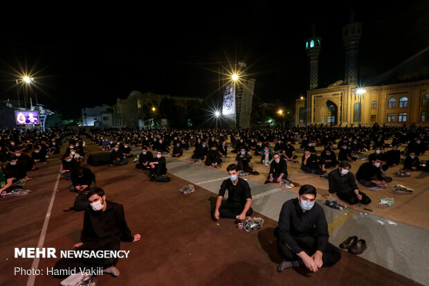 Tehraners mark Muharram's 2nd night with anti-corona measures