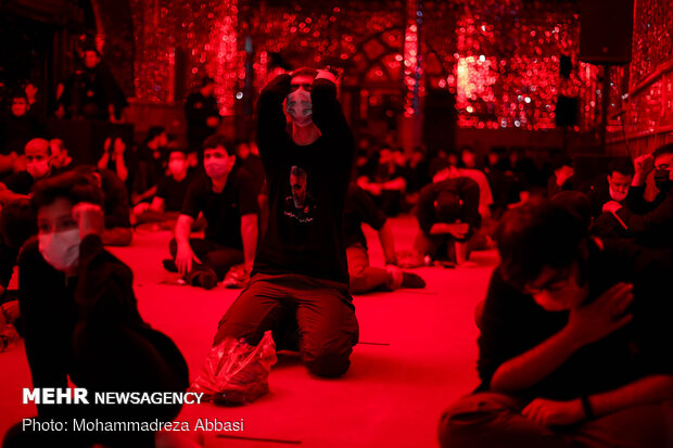 Third night of Muharram mourning in Tehran