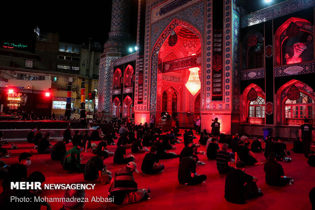 Third night of Muharram mourning in Tehran