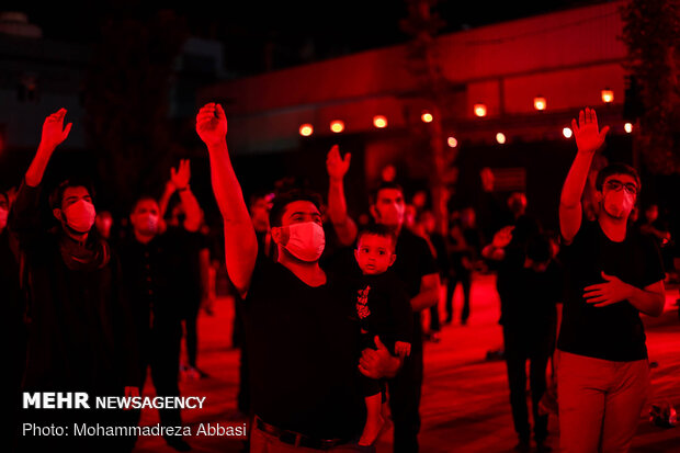 Third night of Muharram mourning in Tehran