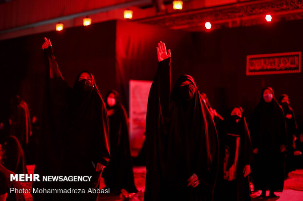 Third night of Muharram mourning in Tehran