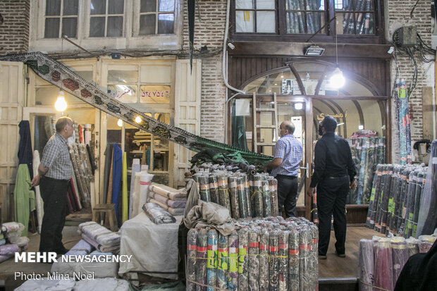 سیاهپوش شدن بزرگ‌ترین بازار مسقف جهان