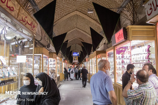 سیاهپوش شدن بزرگ‌ترین بازار مسقف جهان