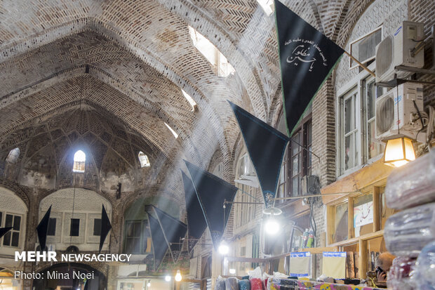 سیاهپوش شدن بزرگ‌ترین بازار مسقف جهان