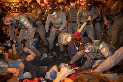 پلیس اسرائیل ۳۰ تن از تظاهرکنندگان را در بیت المقدس بازداشت کرد
