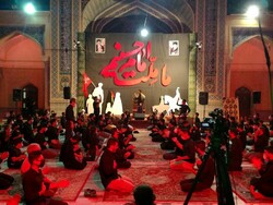عزاداری مردم کاشمر در جوار زیارتگاه شهید مدرس