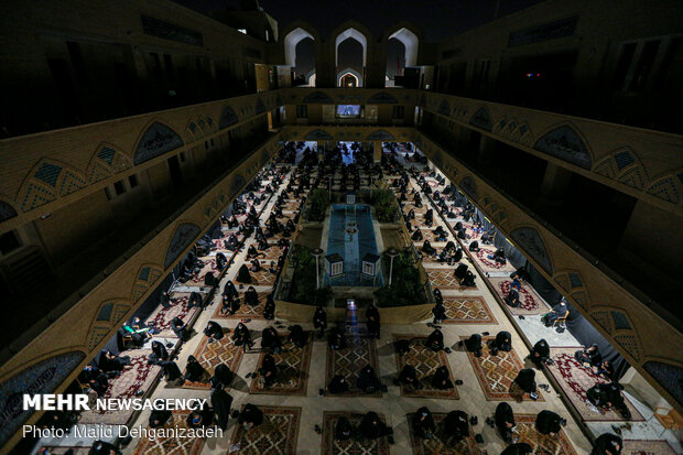 Mourning ceremony on 4th night of Muharram in Yazd
