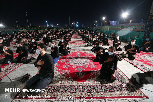 Mourning ceremony on 4th night of Muharram in Yazd
